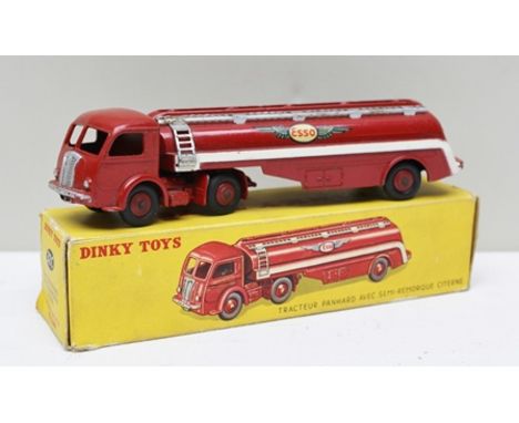 DINKY TOYS DIE-CAST MODEL 32C FRENCH MADE ESSO TANKER boxed 