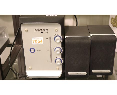 Zoostorm powered speaker set. P&P Group 3 (£25+VAT for the first lot and £5+VAT for subsequent lots)Condition Report: All ele