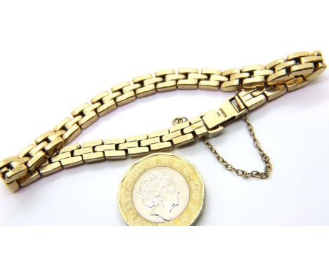 Heavy gauge 9ct gold link bracelet with safety chain, L: 18 cm, 25.6g. P&amp;P Group 1 (£14+VAT for the first lot and £1+VAT 
