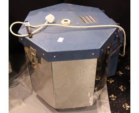 Cromartie LT-3K portable ceramic kiln, thermocouple damaged, H: 54 cm. Not available for in-house P&amp;P, contact Paul O'Hea