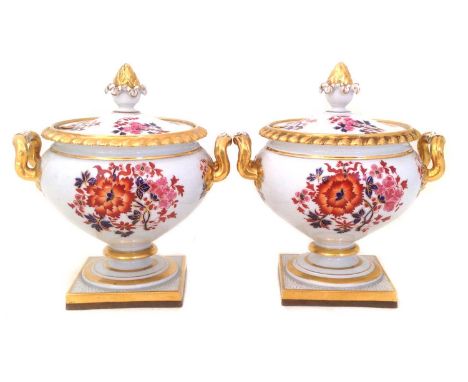Flight Barr and Barr pair of sauce tureens painted with Japanese style flowers     Flight Barr and Barr pair of sauce tureens