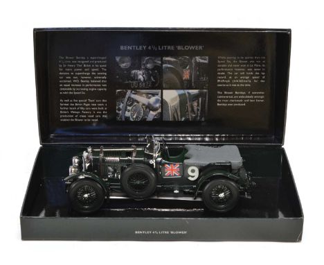 Minichamps 1:18 scale model of a Bentley 4 1/2 Litre Blower racing car Minichamps 1:18 scale model of a Bentley 4.5 litre (4 