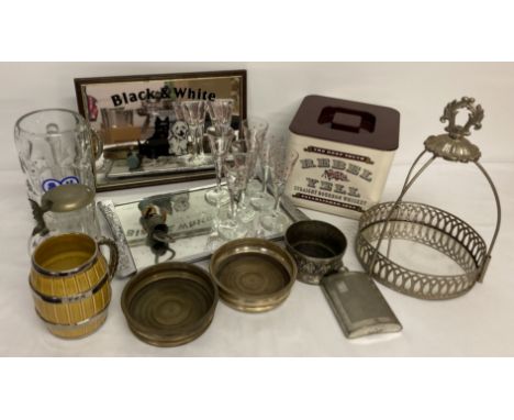 A box of assorted vintage breweriana items.  To include: a Black &amp; White Scotch Whisky mirror, Wade tankard, Rebel Yell i