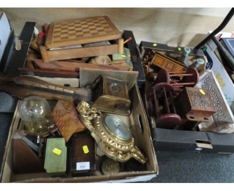THREE TRAYS OF TREEN AND COLLECTABLES TO INCLUDE A WOODEN GAMES COMPENDIUM , UNUSUAL TEA CADDY ETC