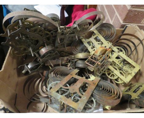 A TRAY OF ASSORTED CLOCK MOVEMENTS A/F