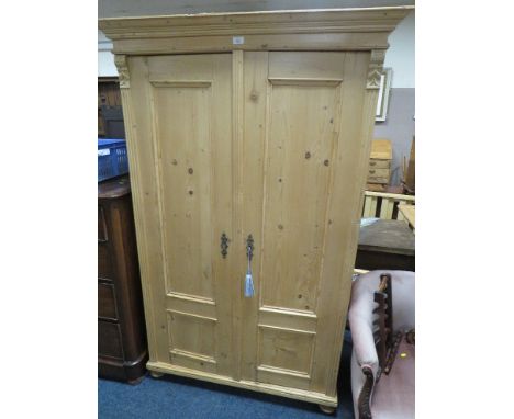 VINTAGE PINE TWO DOOR WARDROBE H 174 CM W 110 CM