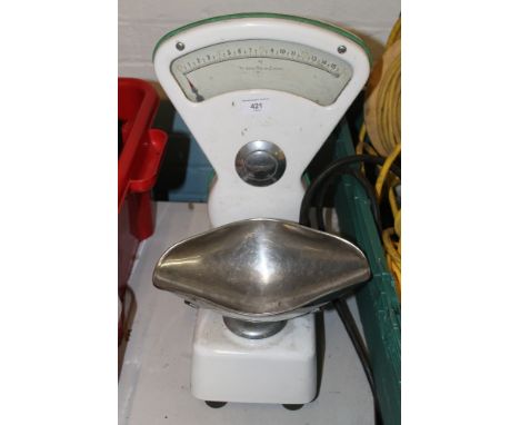 A SET OF AVERY SCALES