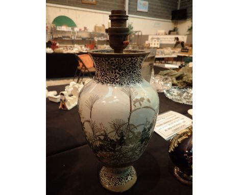 Japanese enamel lamp base with bird and foliage decoration H: 35 cm