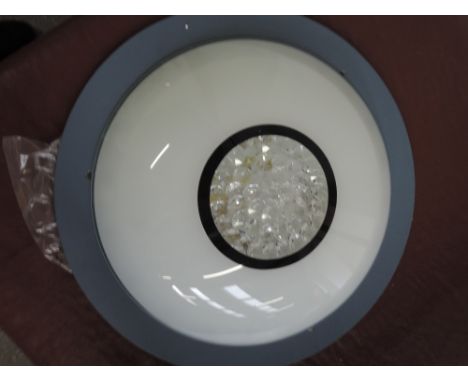 Dome ceiling light boxed