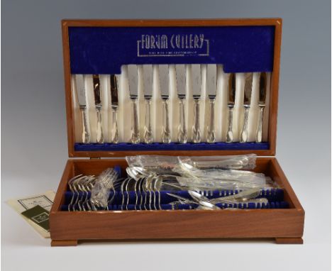 Christofle flatware Cluny  pattern for 8 place settings comprising 8 table knives , 8 dessert knives, 8 table forks, 8 desser