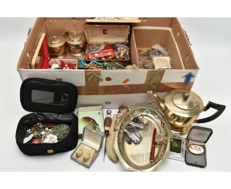 A BOX OF MISCELLANEOUS ITEMS AND COINS, to include a Parker pen with 14k nib, a broken ring stamped 9ct &amp; sil, three othe