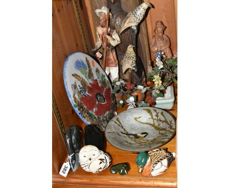 A COLLECTION OF ORNAMENTS, FIGURES AND SUNDRIES, to include an Artesania Rinconada owl and duck, a Canadian carved stone Eski