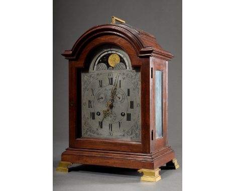Dänische Bracket Clock/Stockuhr in verglastem Padouk Holzgehäuse mit Messing Griff und Füßen, reich verziertes Zifferblatt mi