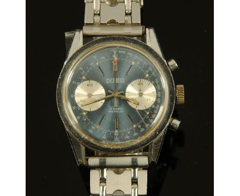 A vintage gentleman's chronometer wristwatch by Desotos.  Case diameter 37 mm.