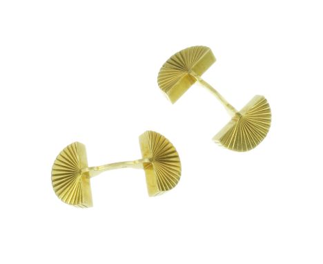 A PAIR OF FAN CUFFLINKS BY CARTIER in 18ct yellow gold each designed as two fan shaped links with sunburst decoration, connec