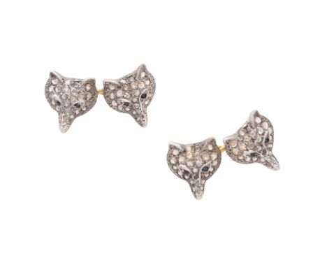 A PAIR OF SAPPHIRE AND DIAMOND FOX CUFFLINKS in silver and gold, each designed as two foxes head links connected by a central