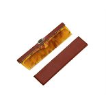 Y AN EARLY 20TH CENTURY GOLD, DIAMOND, ONYX, RED ENAMEL AND TORTOISESHELL COMB AND CASE, CIRCA 1910