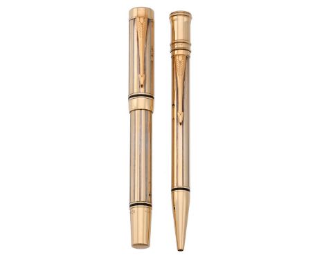 PARKER, DUOFOLD INTERNATIONAL PRESIDENTIAL A UNIQUE 18 CARAT GOLD FOUNTAIN PEN AND BALL POINT PEN CIRCA 1993Cap and Barrel: W