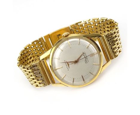 Man's Vintage Longines Flagship 18 Karat Yellow Gold Bracelet Watch with Automatic Movement. Surface wear from normal use, sc