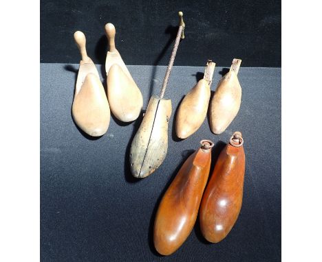 A COLLECTION OF VINTAGE SHOE TREES various styles and sizes