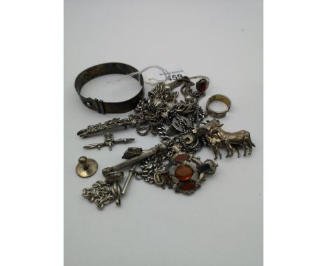 A Lot of silver hall marked jewellery items whihc includes albert chain, 800 grade albert chain, Victorian silver bangle, Var