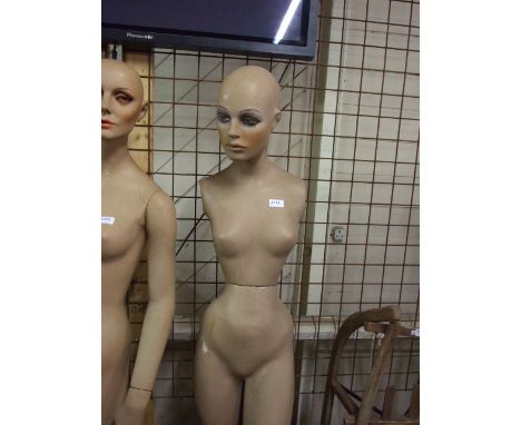 VINTAGE STANDING FEMALE MANNEQUIN ON STEEL STAND (A/F) ONE ARM MISSING