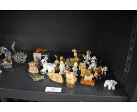 A menagerie of Wade whimsies including some similar to Wade, Giraffe, Rhino and turtle amongst them.