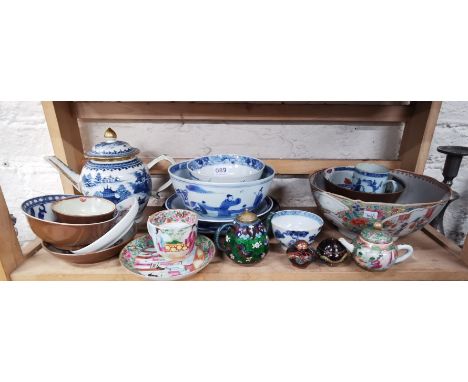 SHELF LOT OF ORIENTAL ITEMS