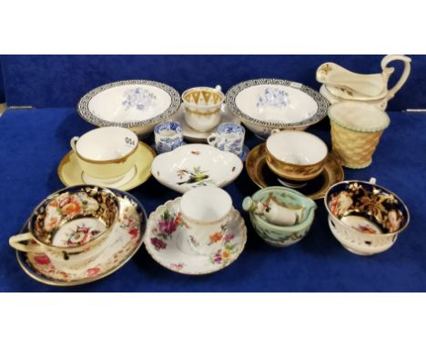 SHELF LOT CABINET CUPS AND SAUCERS TO INCLUDE ROYAL WORCEST 