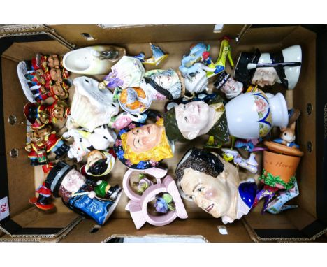 A mixed collection of items to include character jugs, resin bears, Disney shoes, Border fine art trinklet box etc ( 1 tray) 