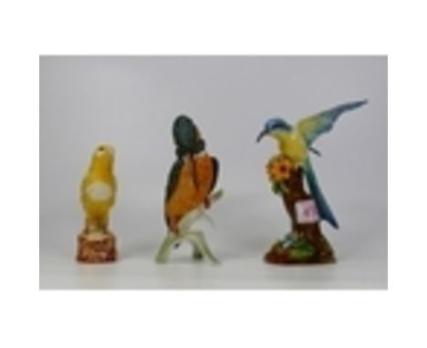 Crown Staff Jt Jones Figure Hummingbird, Goebel Kingfisher &amp; similar Canary , tallest 18.5cm(3) 