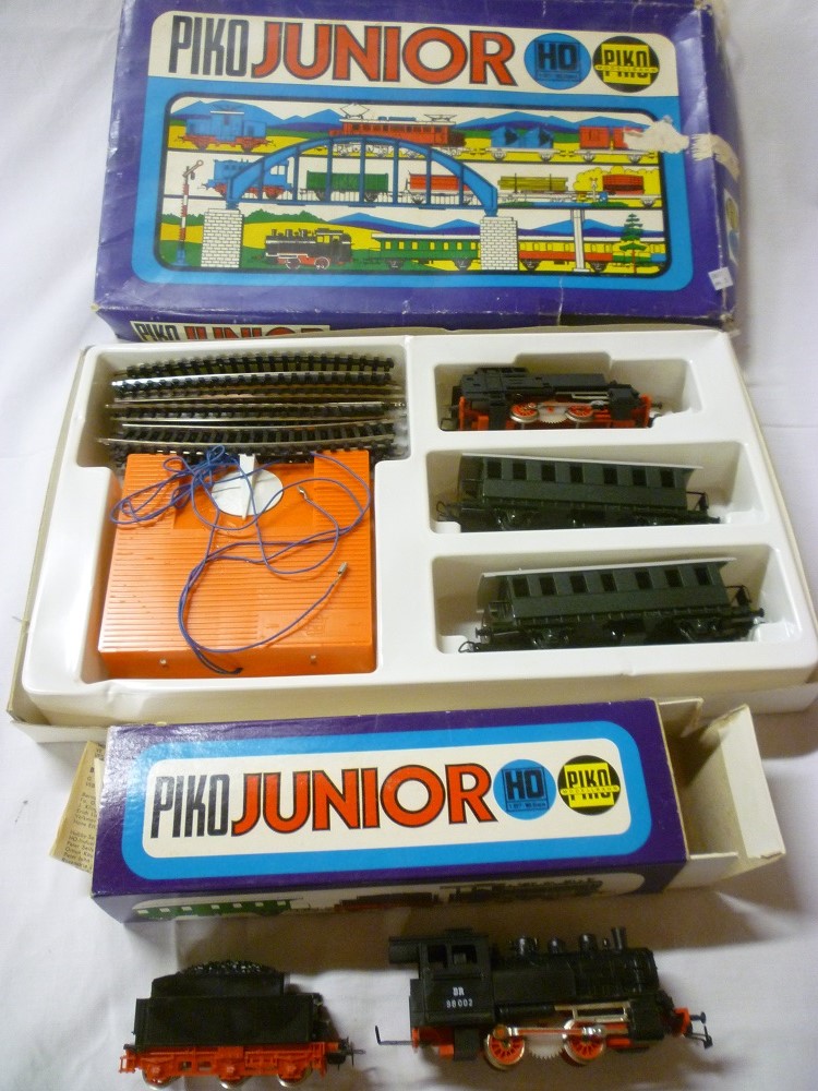 An East German H0 gauge Piko Junior train set in original box together