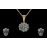 18ct Gold - Pleasing Cluster Design Diam