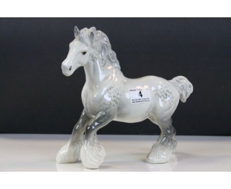 Beswick ceramic horse No.975 Cantering Shire in "Grey" colour standing approx.22cm 