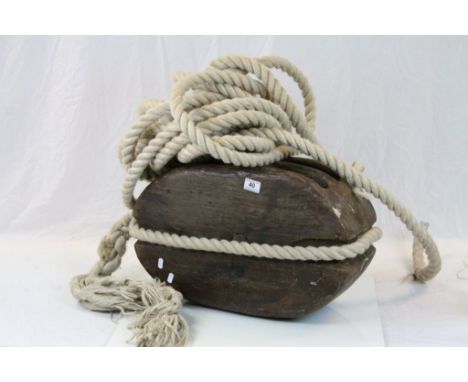 Large vintage Ship's style Wooden block &amp; Rope tackle