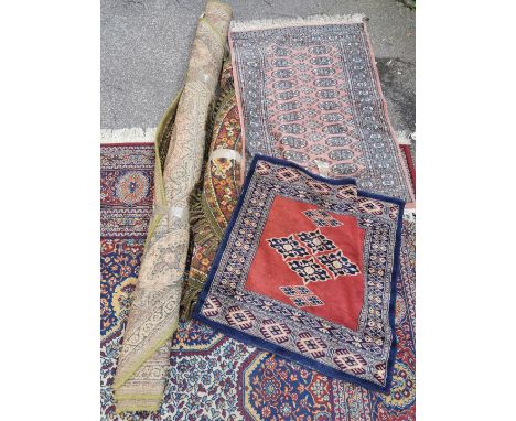 Four assorted vintage rugs
