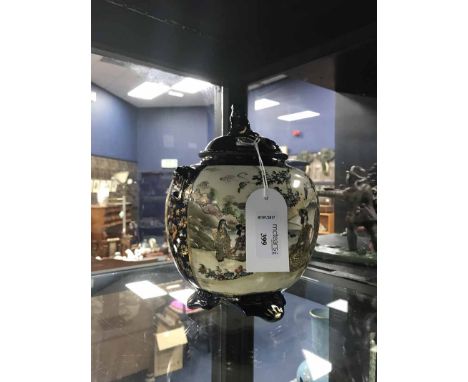 JAPANESE GINGER JAR WITH PIERCED LID AND FOO DOG FINIAL