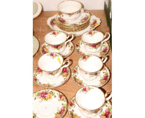 A Royal Albert Old Country Roses pattern porcelain part tea service