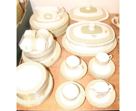 A Royal Doulton Sonnet pattern part tea and dinner service