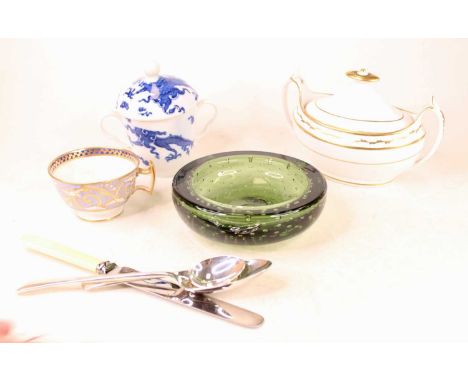 A box of miscellaneous items, to include a Whitefriars style green tinted glass bowl with bubble inclusions, a chocolate cup 