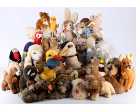Steiff 29 Stofftier, diverse Tierarten, stuffed animals,alle mit Steiff-Knopf, enthalten sind zahlreiche Tierarten - u.a. Wil