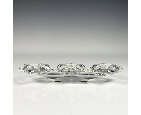 Exquisite three hole candle holder with individual rhombus shaped openings, showing detailed crystal cuts and the brilliance 