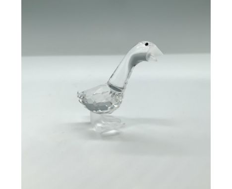 Charming little dick gosling made of facetted crystal with black eyes. The beak and feet are in frosted crystal. This item ha