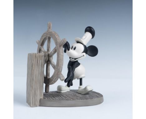 Porcelain figurine of Mickey Mouse from Steamboat Willie. Walt Disney Collectors Society 5 year anniversary sculpture. WDCC b