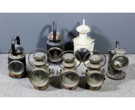 A late 19th/early 20th Century Lucas brass "King of the Road" L.N.W.R. oil lamp, 10.5ins high, a Howes & Burley Ltd, Birmingh
