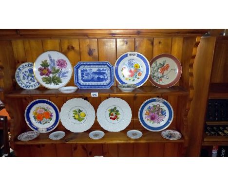 A selection of collectors cabinet plates including Spode Royal Horticultural Society &amp; Chelsea flower show plate