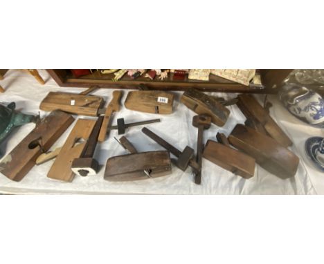 A collection of 14 planes &amp; wood working tools