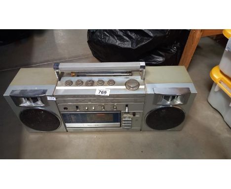 Vintage Toshiba RT5782 stereo radio cassette recorder ghetto blaster, missing lead COLLECT ONLY