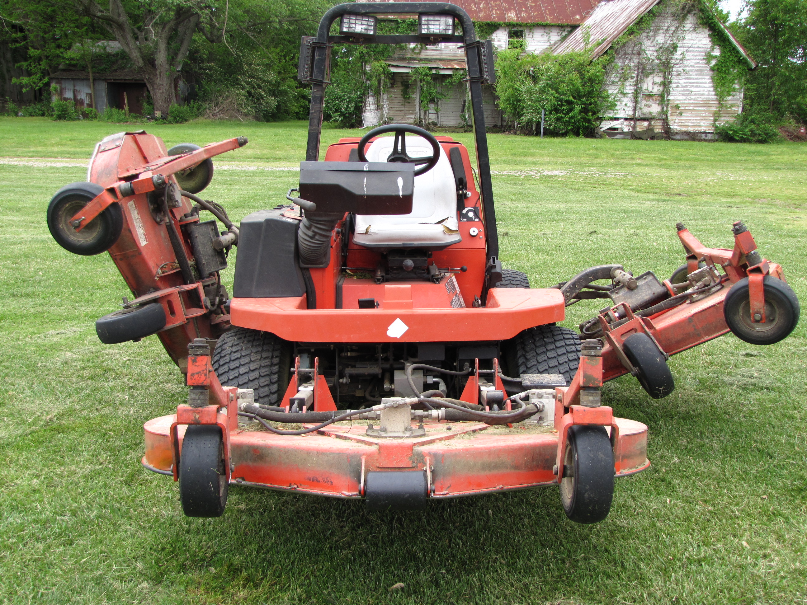 Jacobsen HR5111 Rough Mower, diesel, 4wd, 4,387 hrs, 3gang rotary
