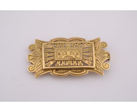 Yellow metal Aztec engraved Brooch 8.6g total weight 